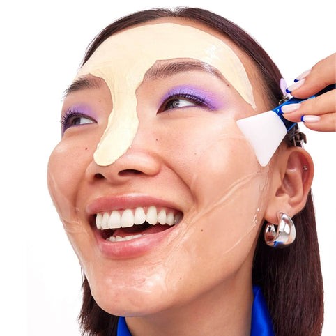 Boring Without You For Face Sake Multi-mask reduces blemishes in just two weeks. The ultimate skincare for combination skin.
